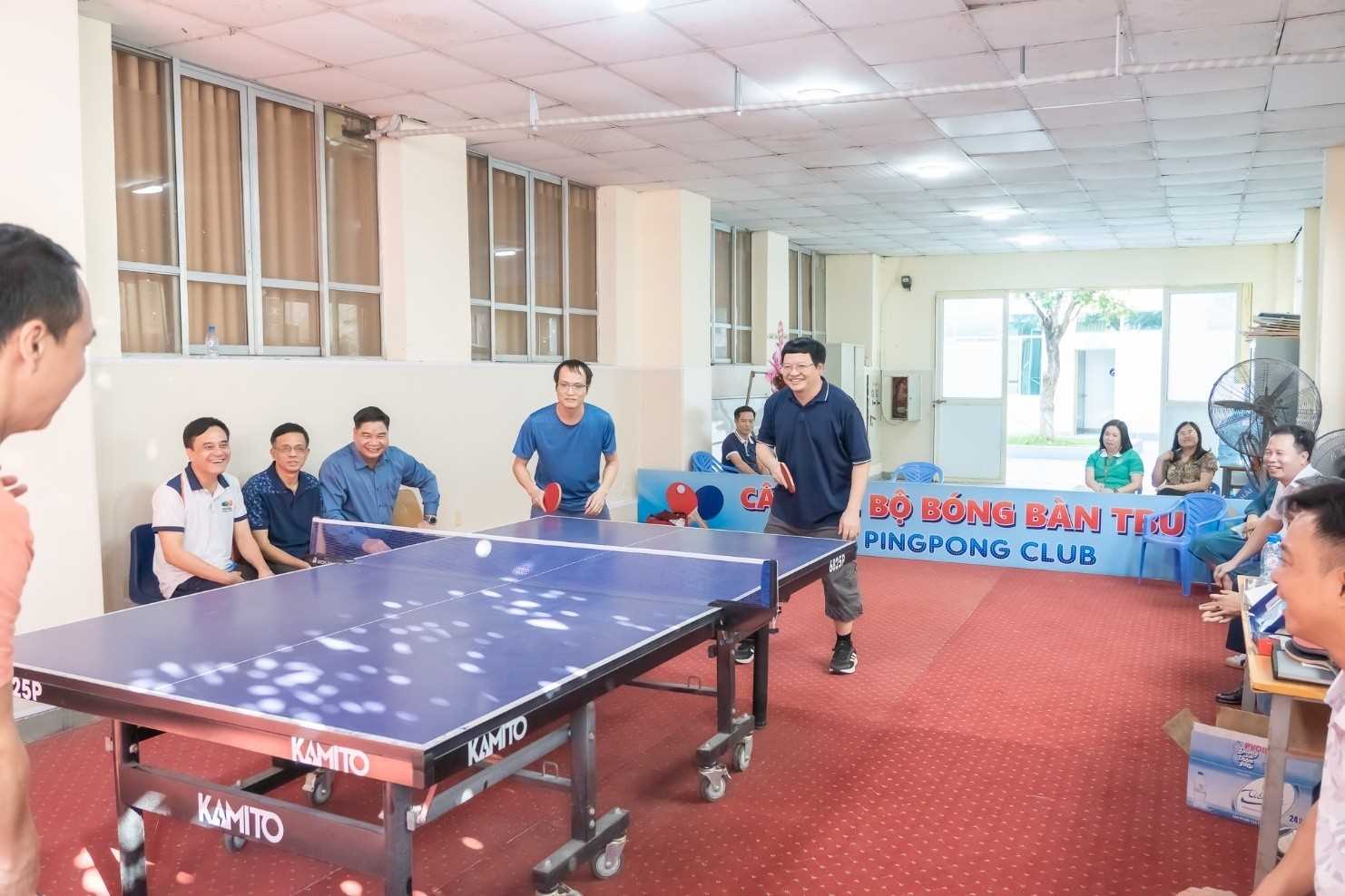 Bùng nổ cảm hứng thể thao từ các trận bóng bàn Giải thể thao Khối cán bộ, giảng viên và nhân viên 2025